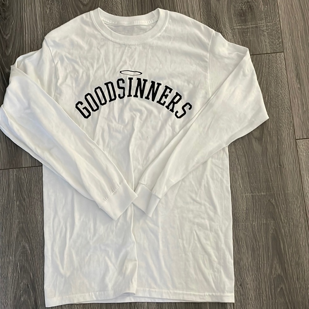 Good sinners long sleeve top